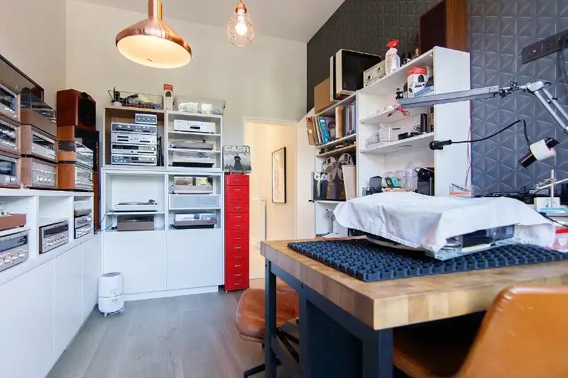 Luxueus ingericht appartement met 2 slaapkamers in de gezelligste straat van Genk foto 19