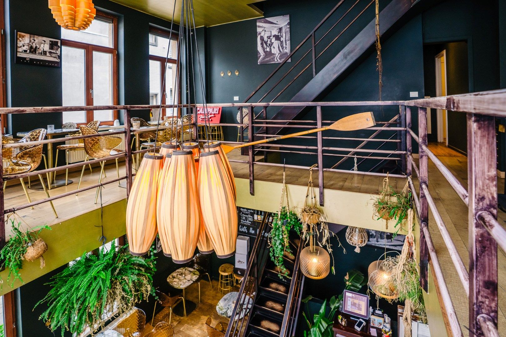 INSTAPKLAAR HANDELSPAND OP TOPLOCATIE  foto 18