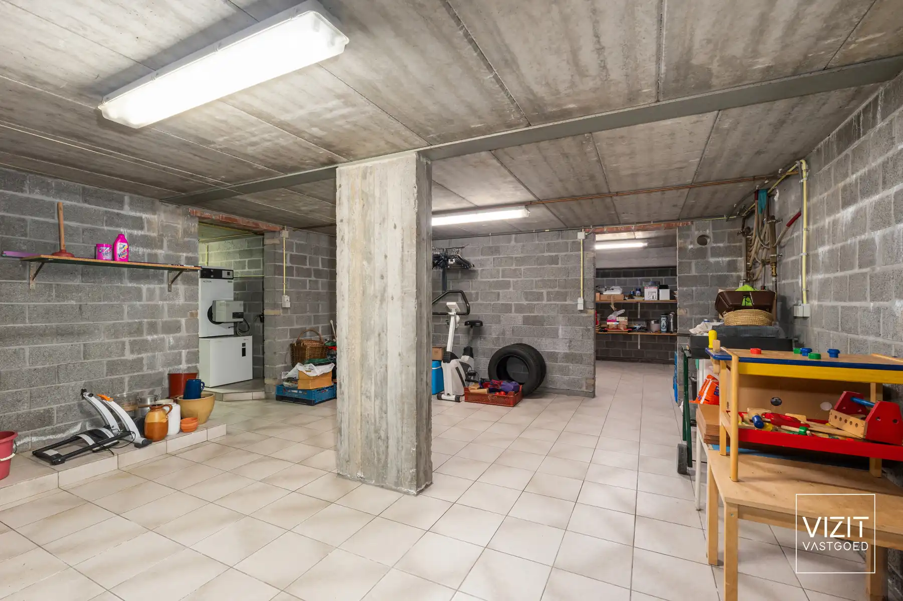 Karaktervolle, ruime villa met 4 à 5 slaapkamers in Appelterre foto 15