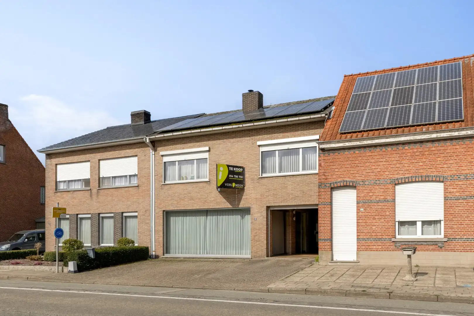 Goed onderhouden woning met 4 SLPKS op perceel van 5a62ca in Mol - Achterbos. foto {{pictureIndex}}