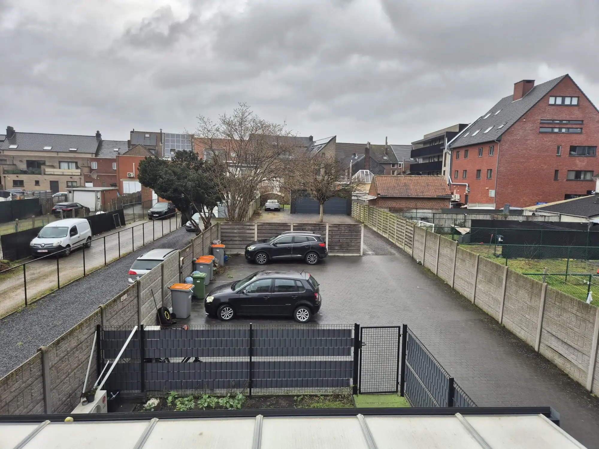 Modern één slaapkamerappartement met staanplaats te Maasmechelen foto 5