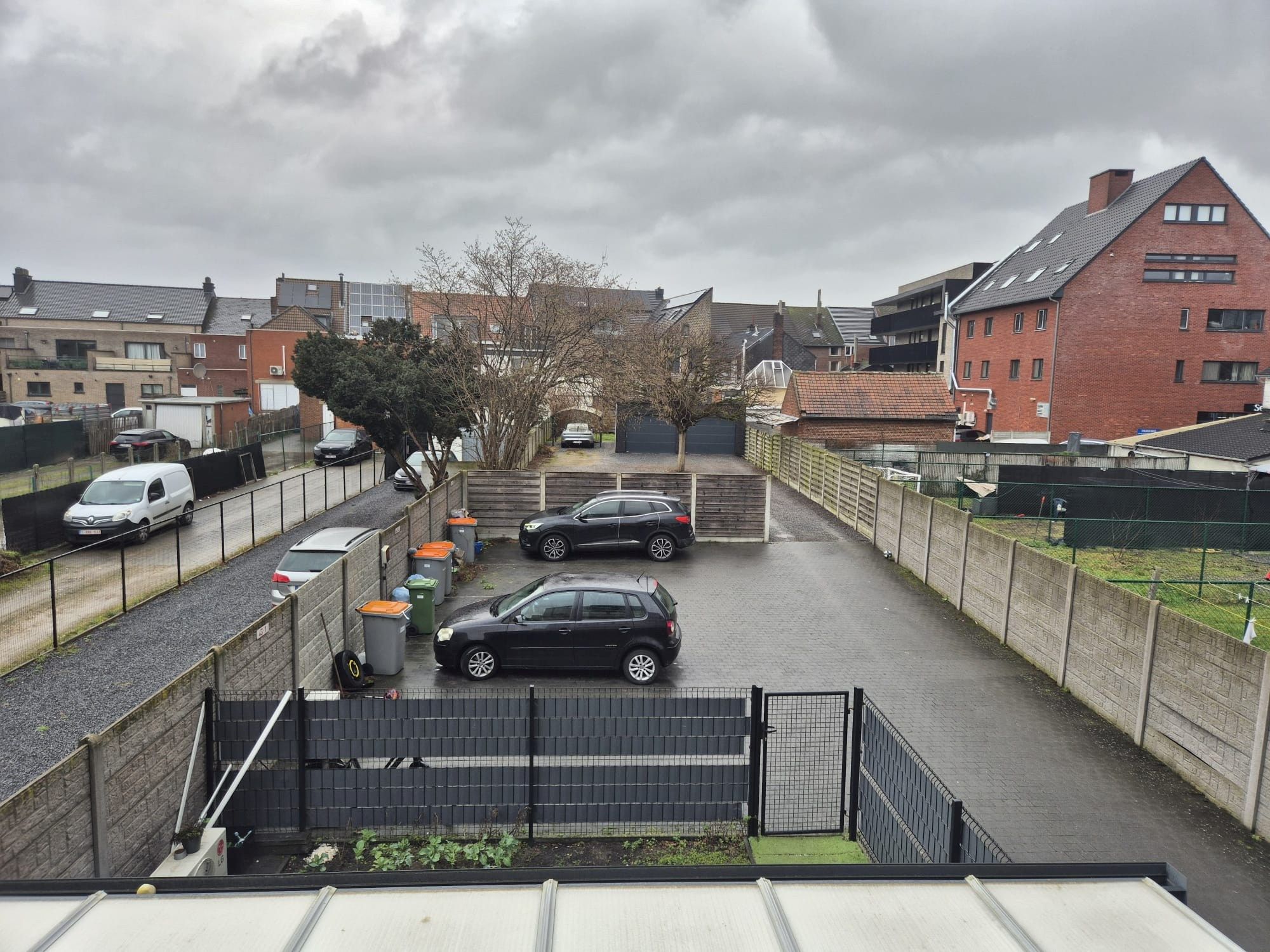 Modern één slaapkamerappartement met staanplaats te Maasmechelen foto 5