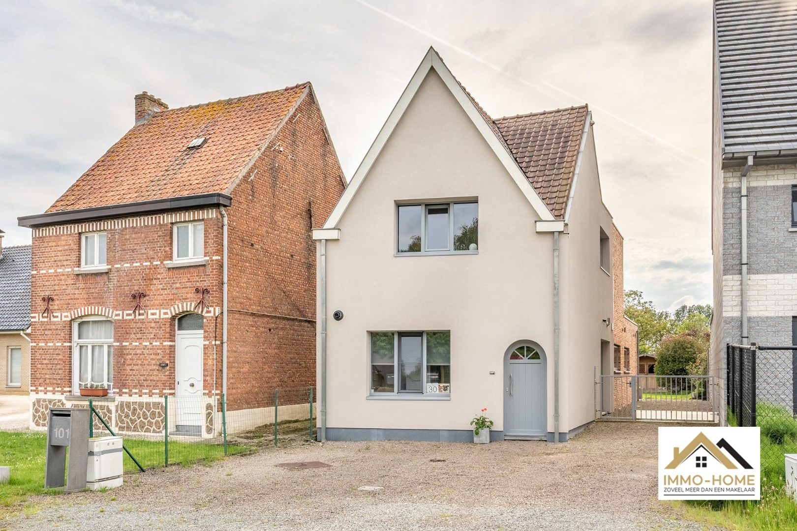 Gerenoveerde woning in rustige omgeving te Lokeren foto 24