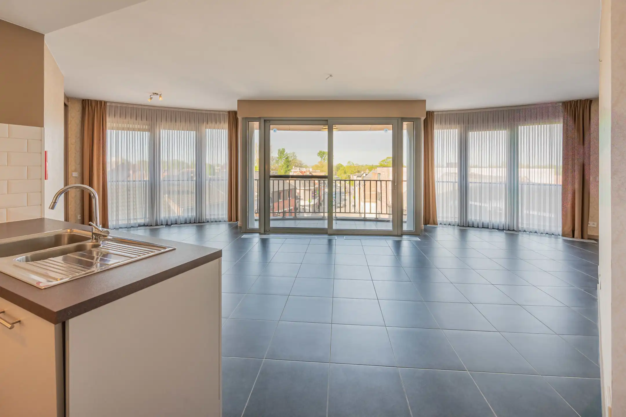 Serviceflat in het centrum van Willebroek foto 2