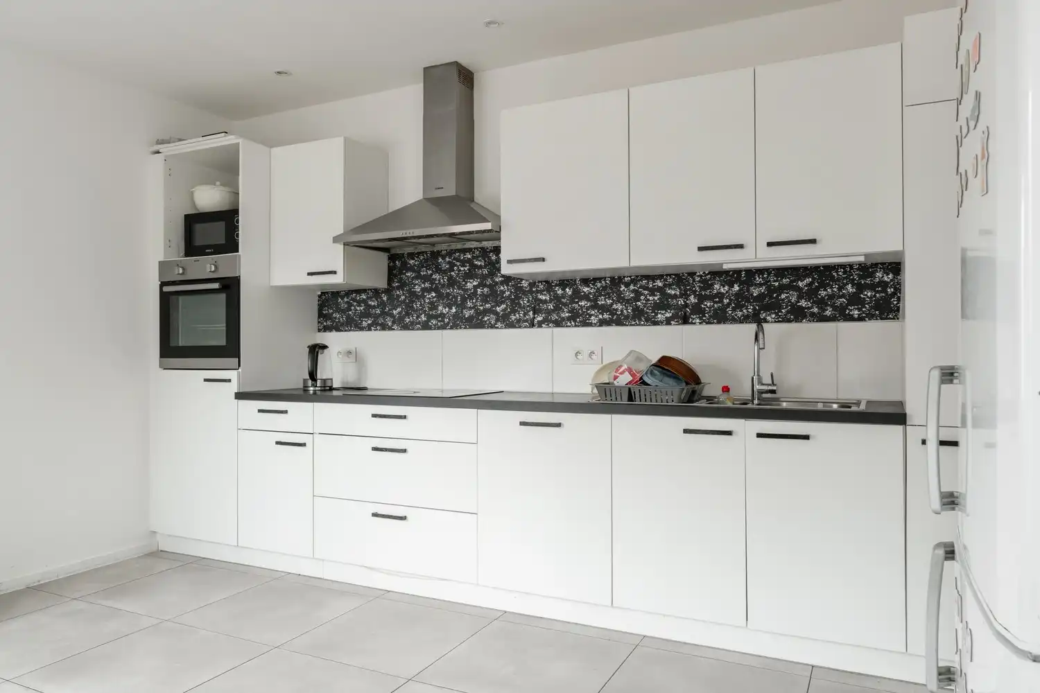 Ruim en lichtrijk 3-slaapkamerappartement met terras & tuin in Achel foto 11