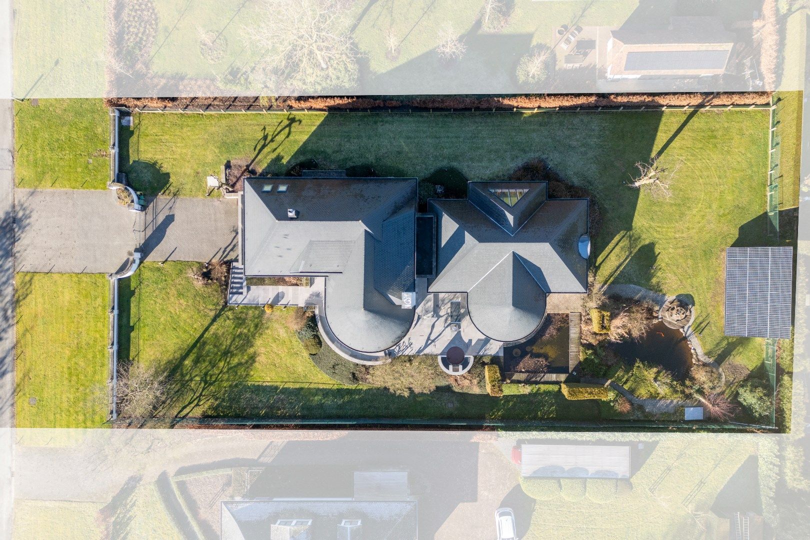 Unieke villa met binnenzwembad op een toplocatie  foto 27