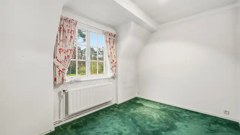 Standingvolle te renoveren villa van 520m² op 53 are foto 29