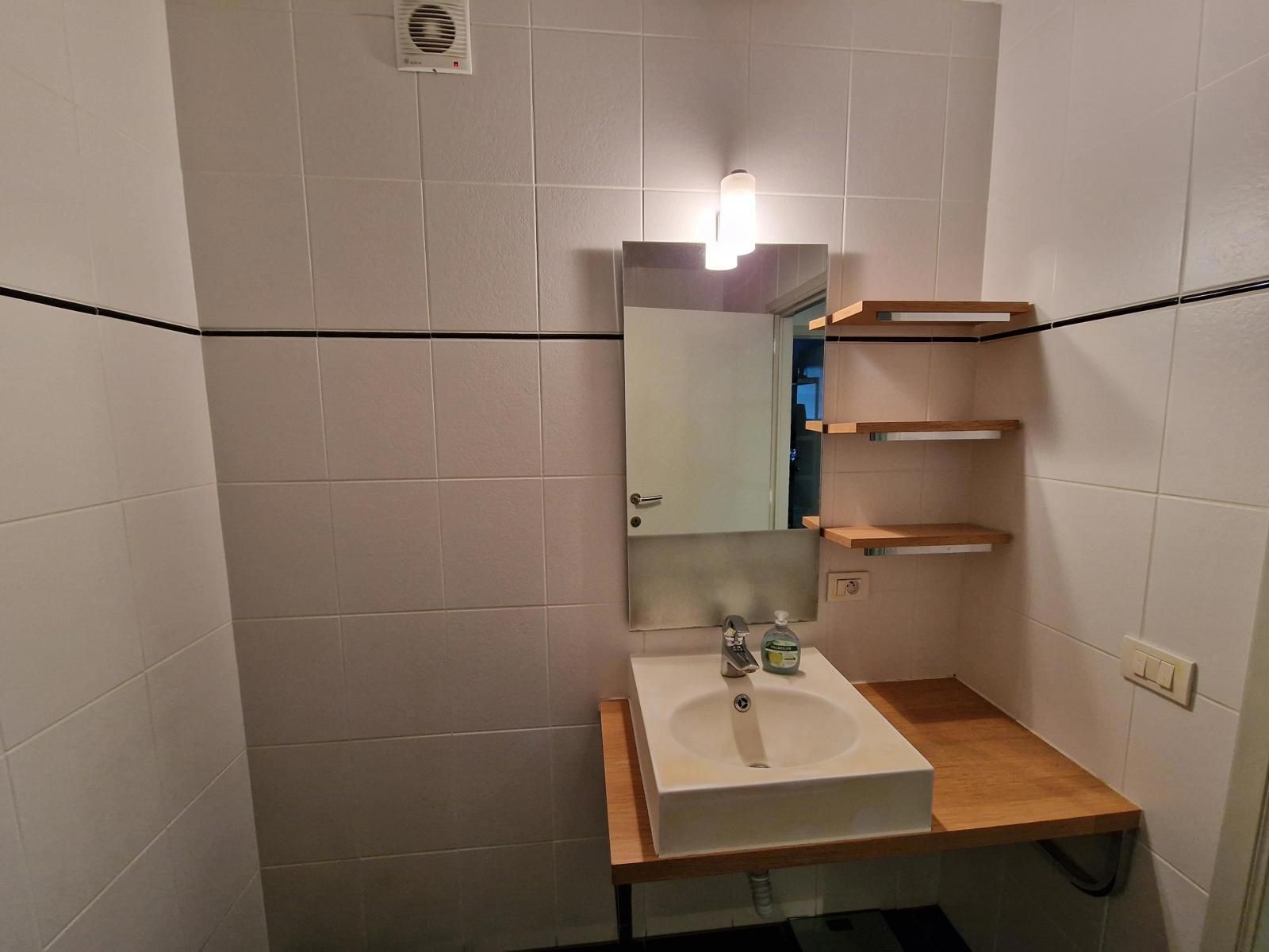 Appartement met groot terras en garage op Boulevard te Mol foto 25