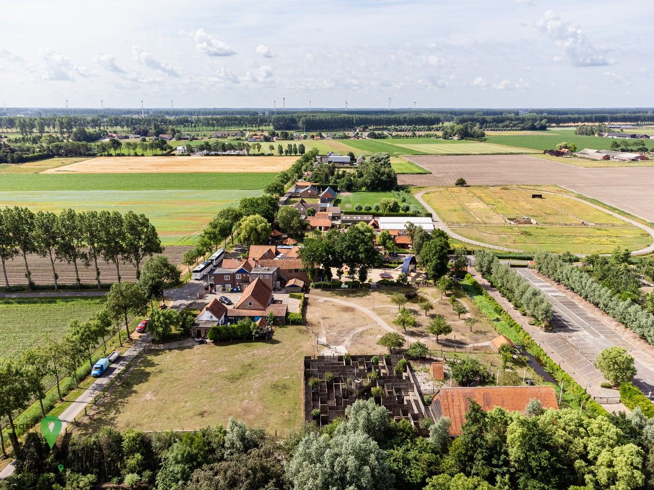 Uniek horeca geheel op 34.000m² foto 11