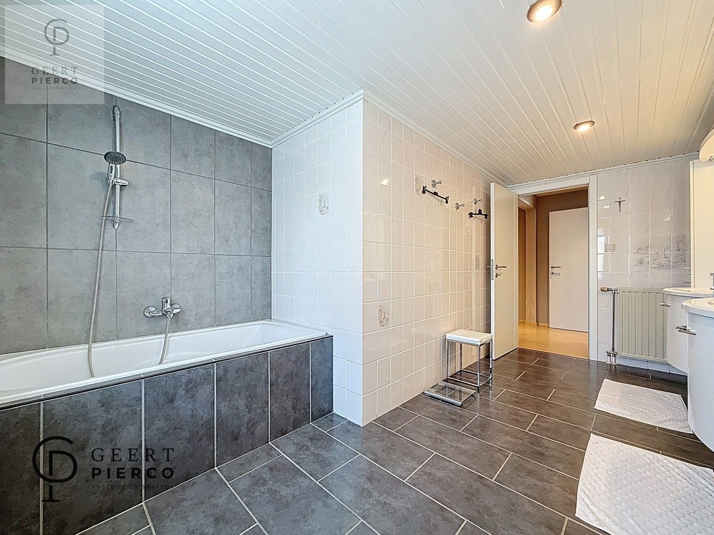 Knappe Villa foto 36