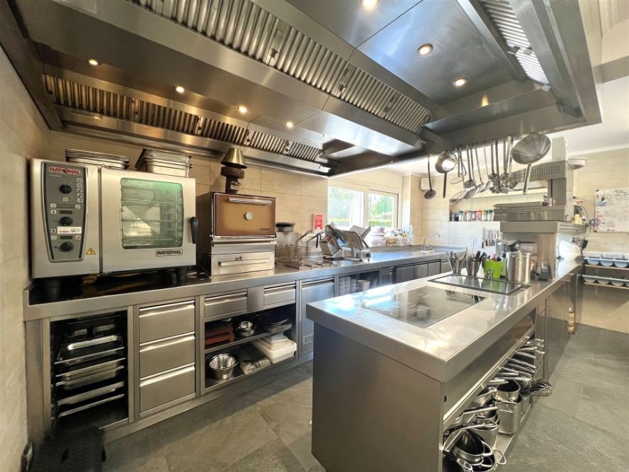 Charmant ingericht landhuis met restaurant te koop foto 15