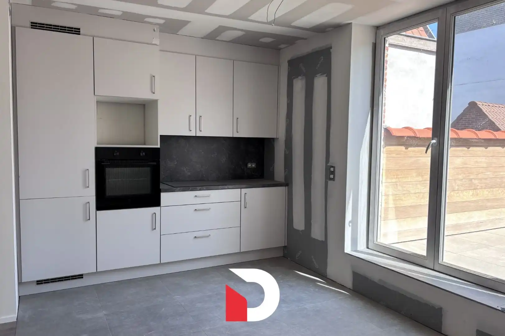 Duplex appartement in hartje Brugge met 2 slaapkamers en zonnig terras foto 6