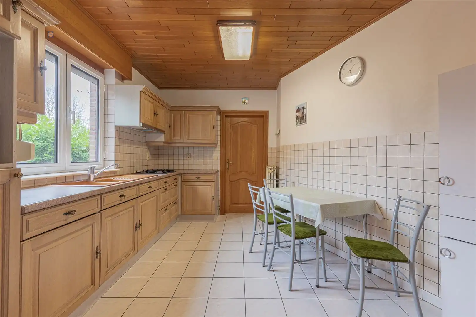 Gezellige woning met tuin, 2 slaapkamers en ruime zolder foto 7