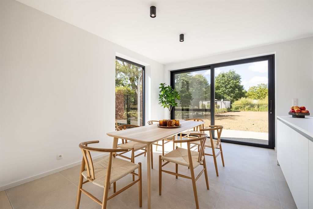 Nieuwbouwwoning op een zeer rustige locatie! foto 12