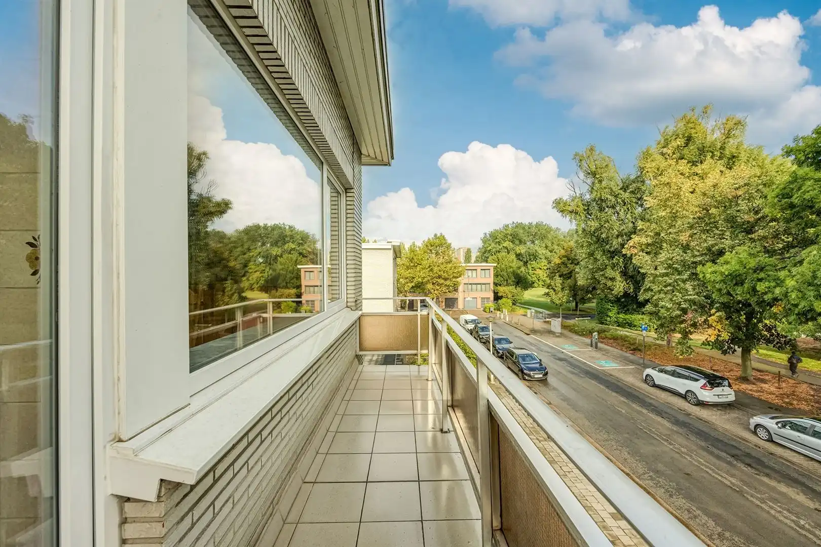 Appartement met airco, 2 slaapkamers, balkon en garagebox foto 11