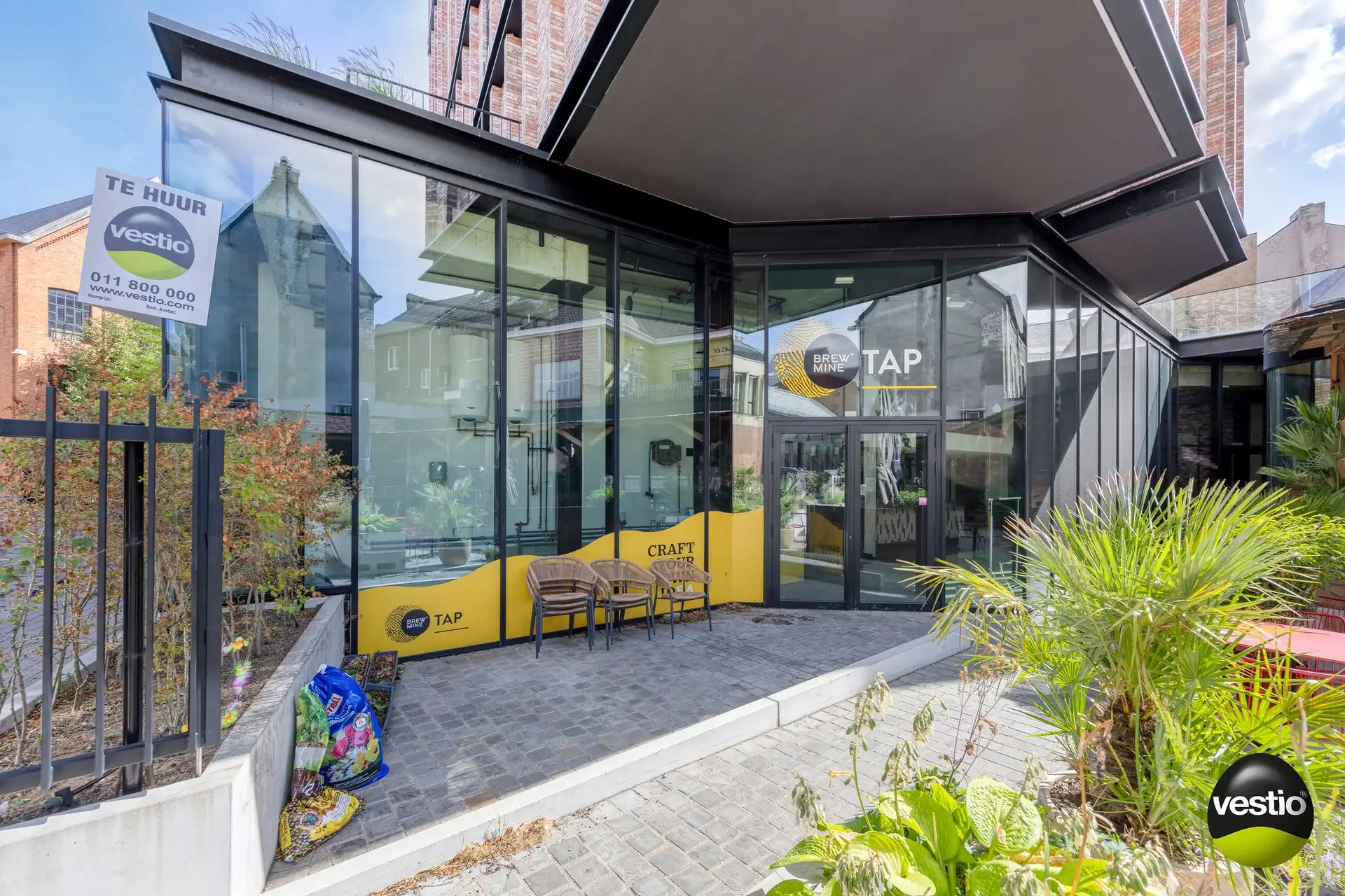 Polyvalent handelspand van ca. 245 m² op strategische locatie in centrum Hasselt. foto 4