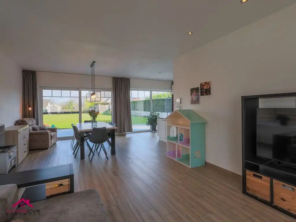 Energiezuinige vrijstaande woning in landelijke stijl foto 19