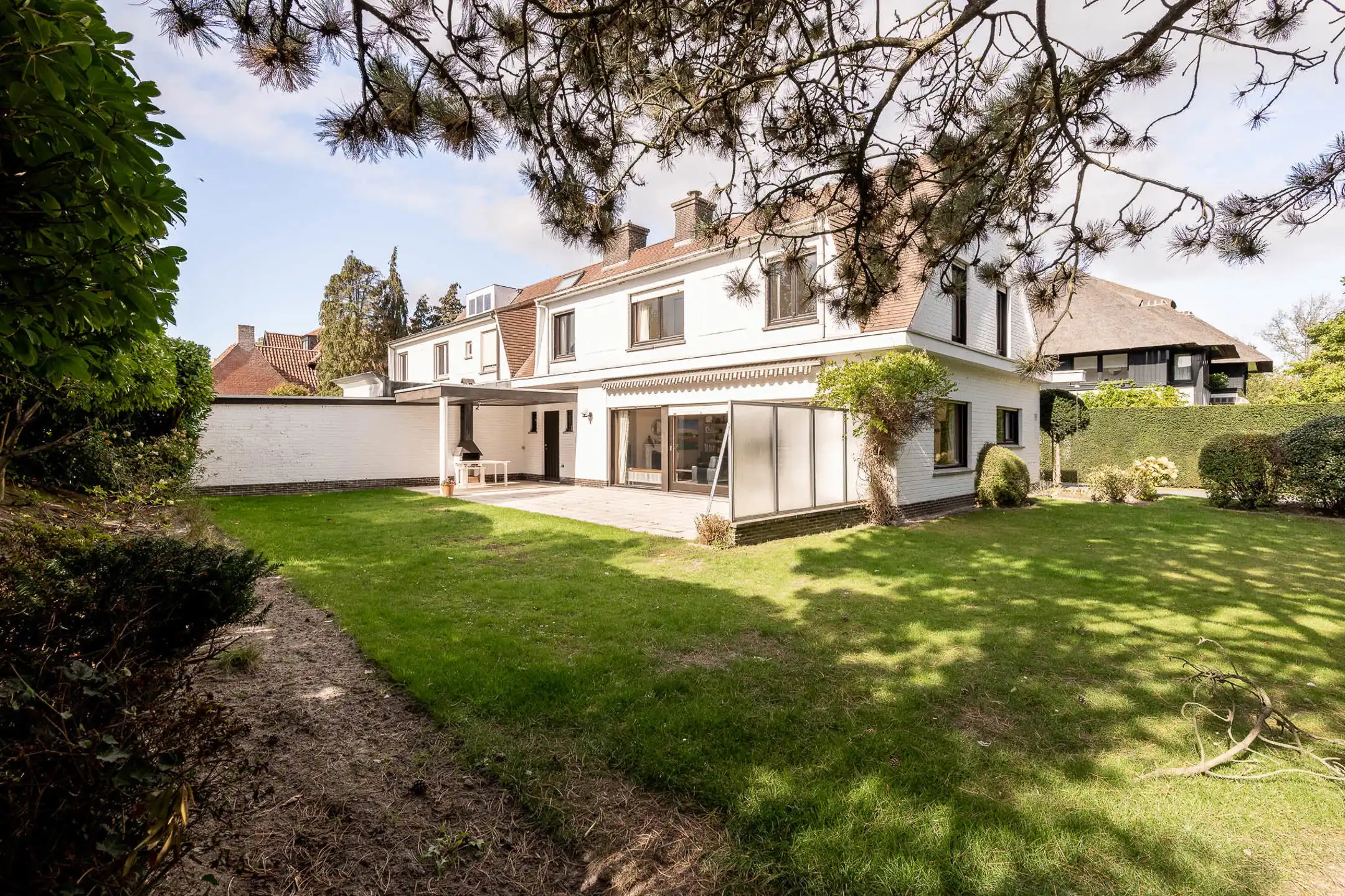 Koppelwoning te koop in Knokke-Zoute – Luxe renovatieproject foto 27