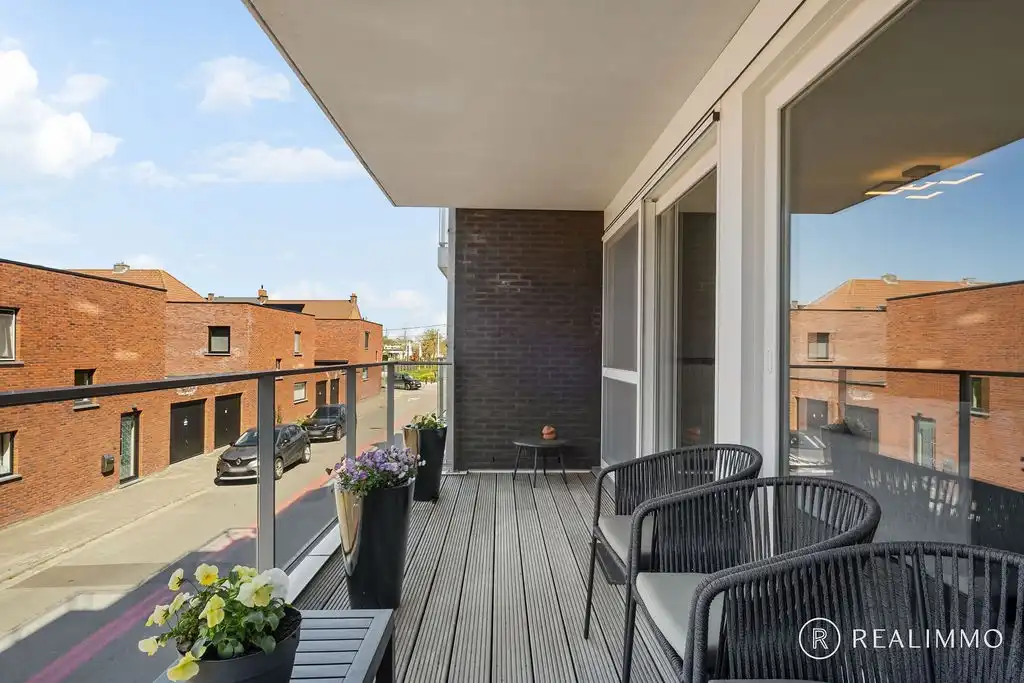 Lichtrijk appartement met twee autostaanplaatsen Avelgem foto 2