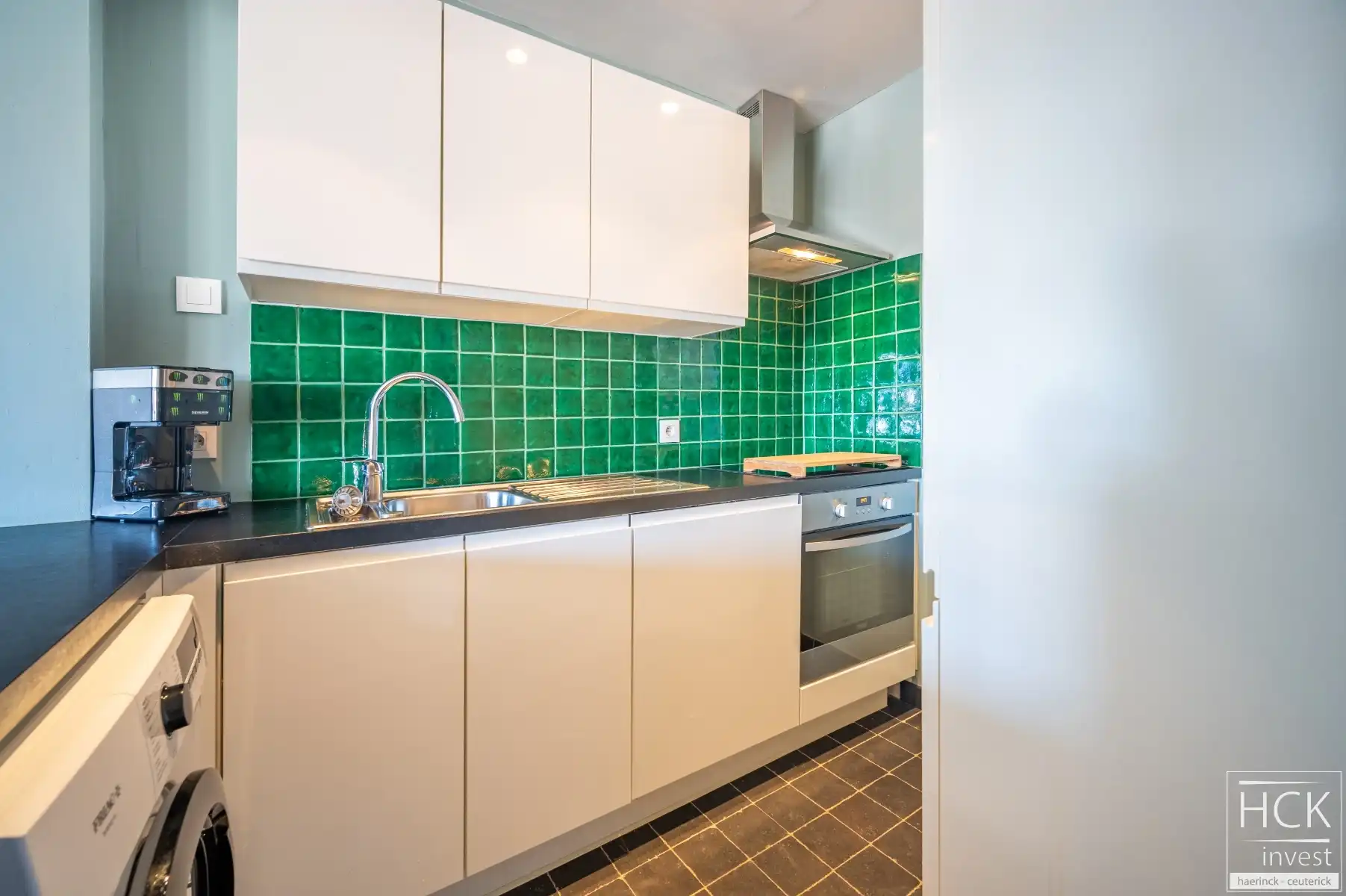 DEINZE - Instapklaar appartement met 2 SLPK en moderne afwerking foto 9