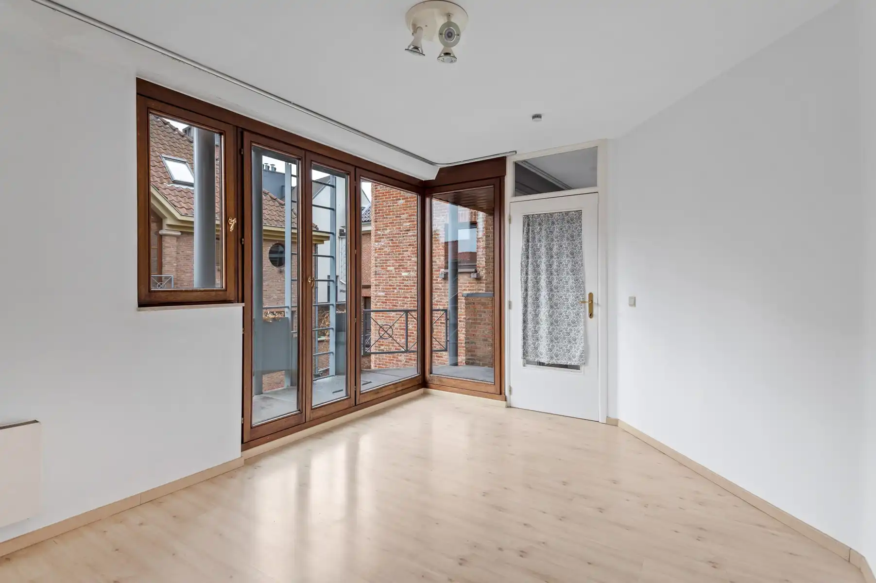 Appartement met terras en staanplaats in karaktervol historisch gebouw foto 13