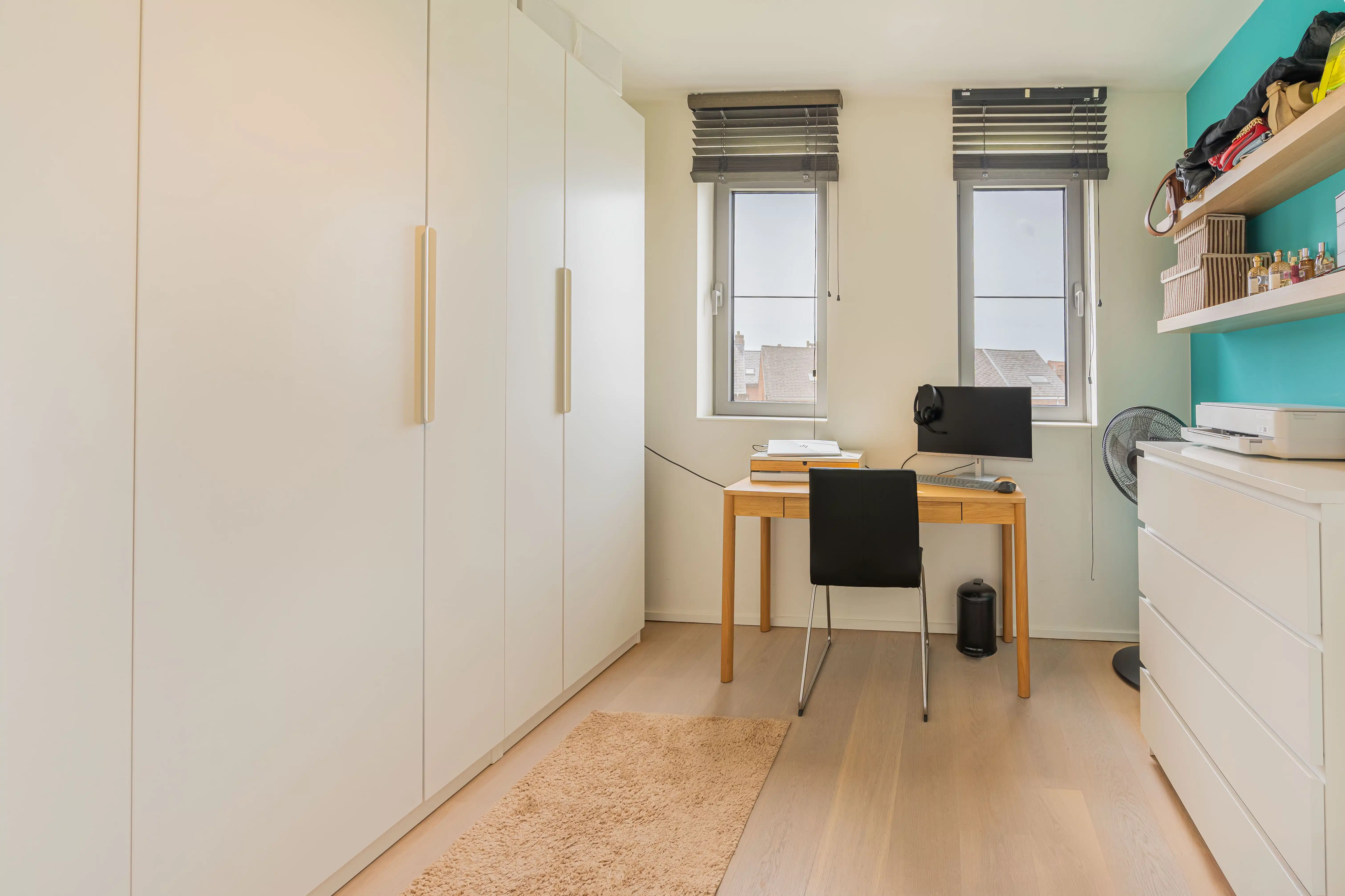 High-end penthouse met zicht op het water foto 13