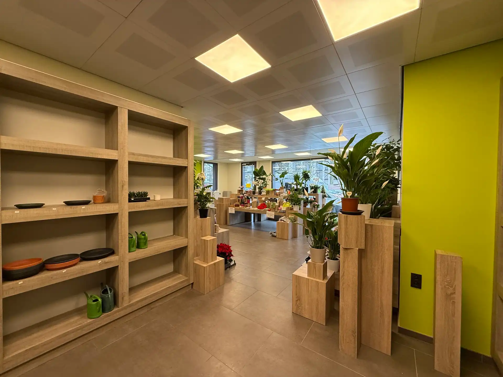 AALST-CENTRUM - Commercieel handelspand met ruim appartement op TOPlocatie. foto 8