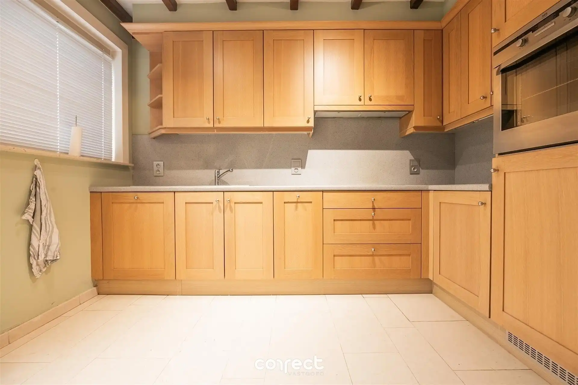 Gerenoveerde laagbouwvilla met 3 slaapkamers. foto 6