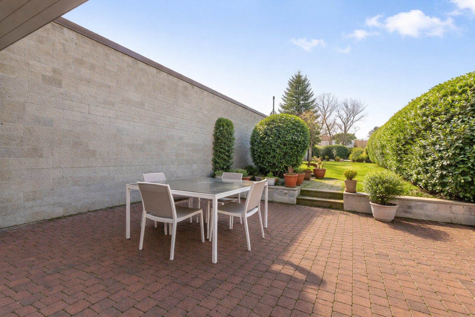 VERRASSEND RUIME GEZINSWONING OP 525 m² | PRACHTIGE AFWERKING!!!  foto {{pictureIndex}}