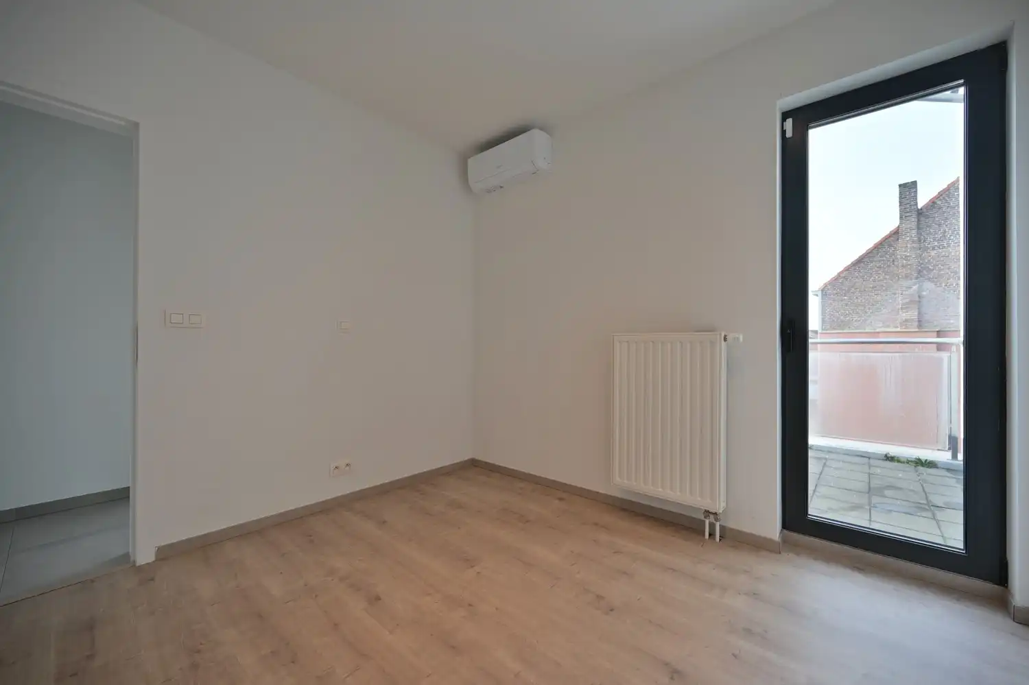 Moderne halfopen woning met 3 slaapkamers in het centrum van Lanaken foto 11