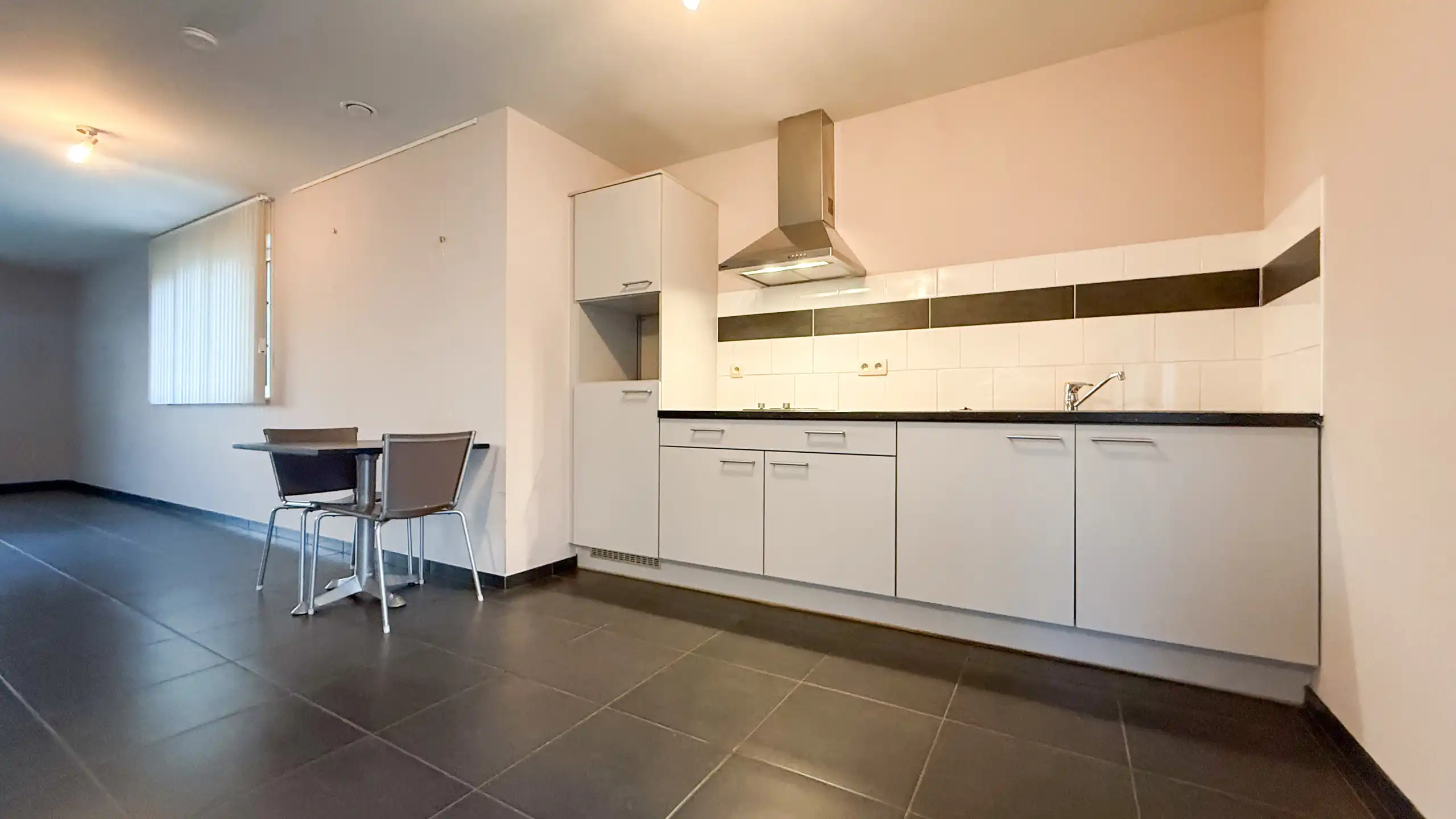 Veelzijdig investeringspand met 10 kamers, lift en kelder! foto 71