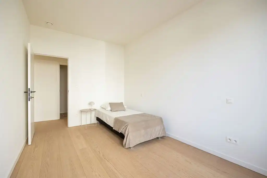 Gelijkvloers app met 3 slpk en tuin foto 14