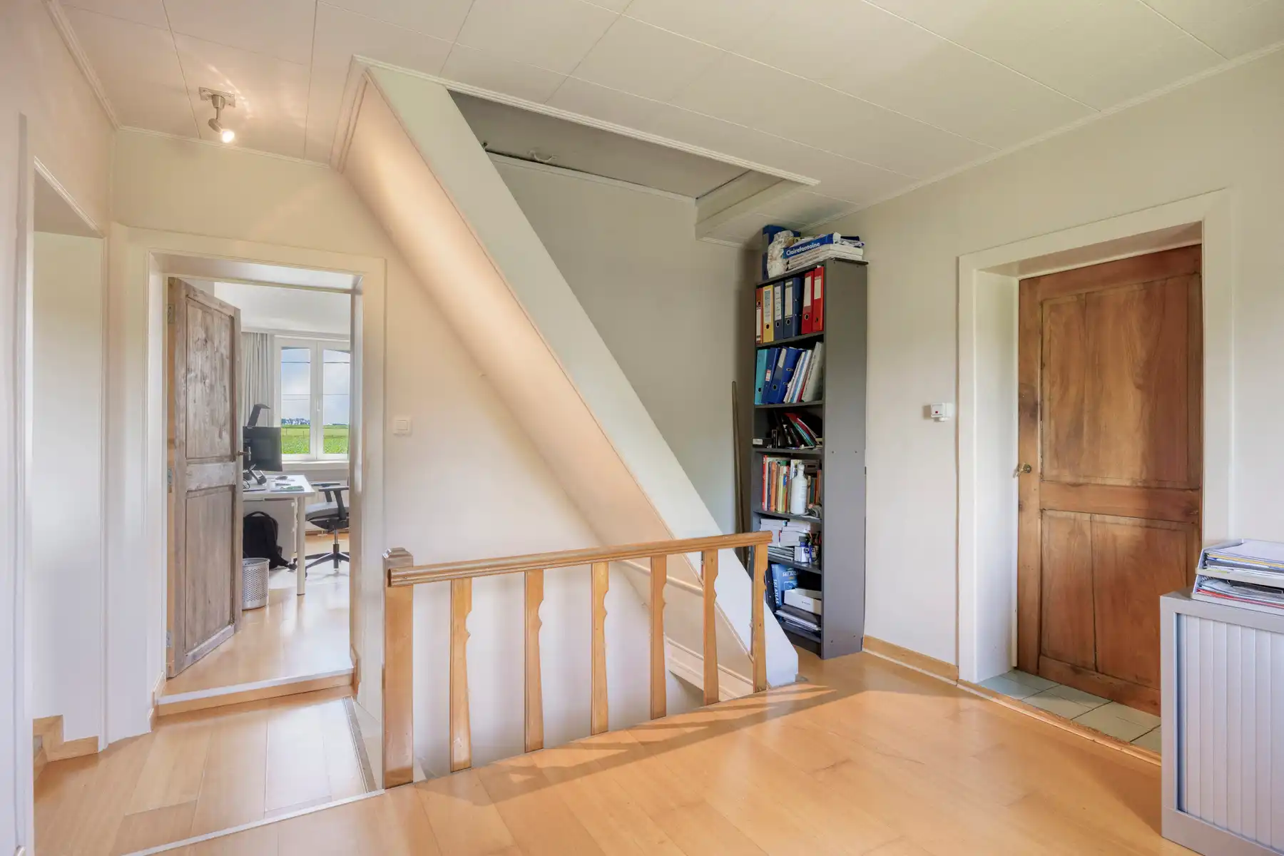 Ruime Charmewoning op topligging foto 11