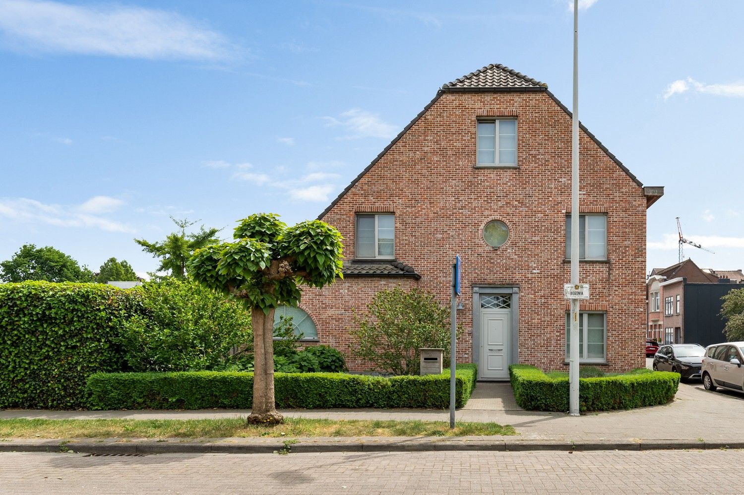 Ruime HOB met 4 slaapkamers en tuin in Wijnegem centrum! foto 18