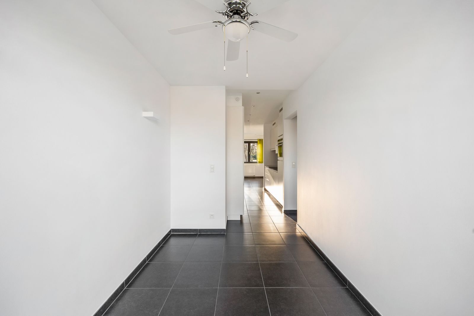 Topgelegen éénslaapkamerappartement met twee terrassen in centrum Kapellen ! foto 9