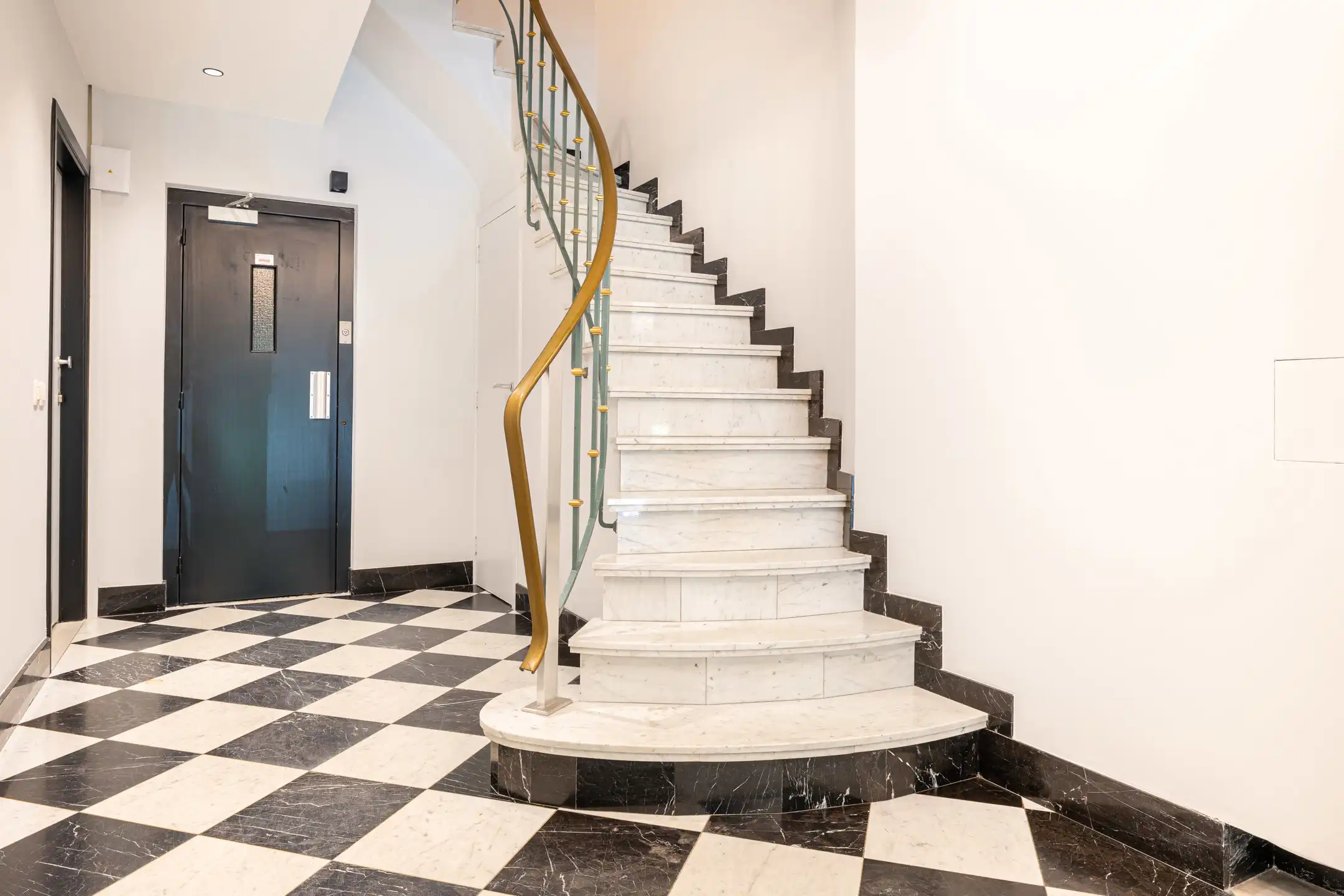 Ruim luxeappartement met uitzicht op Ter Kamerenbos foto 10