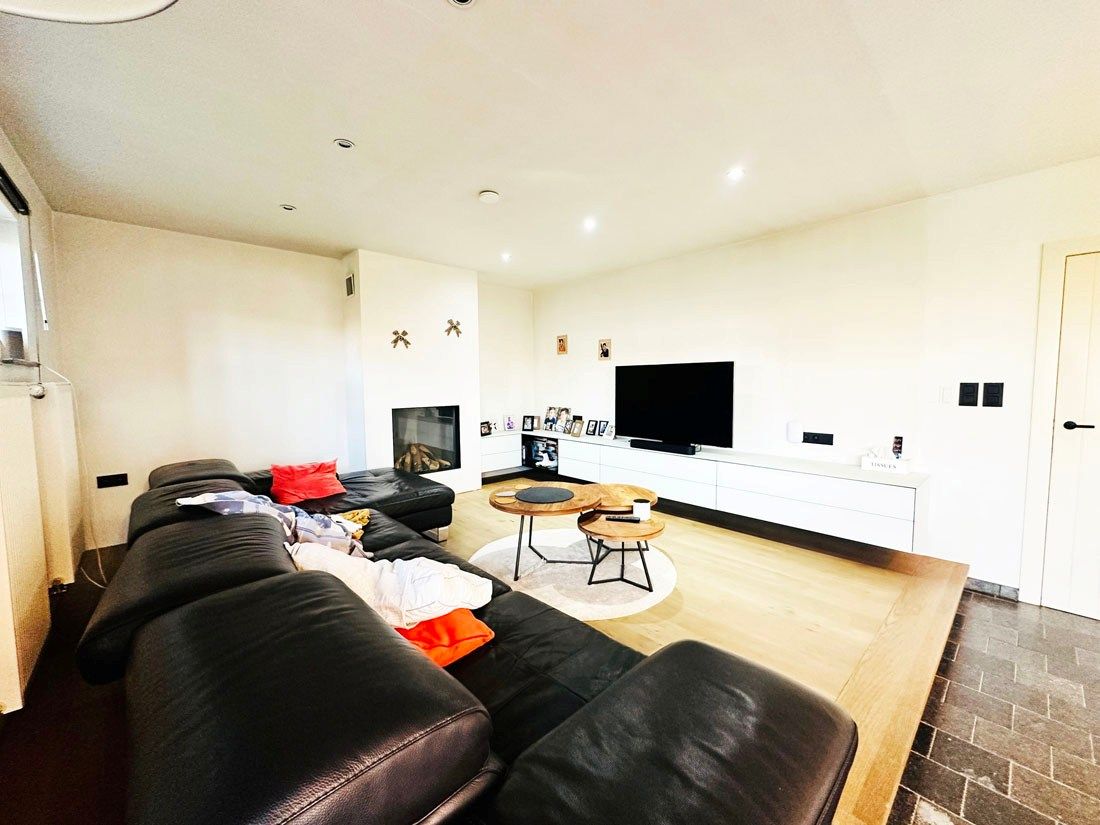 Tijdloze villa in pastorijstijl te Paal foto 3