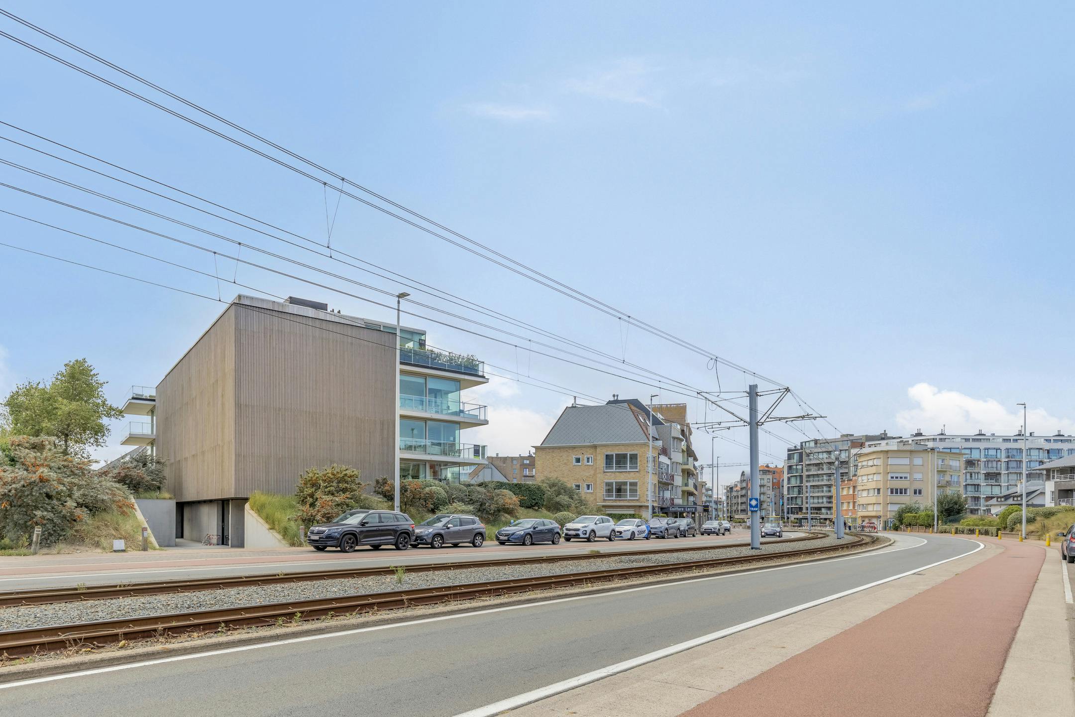 Modern appartement van Rietveld vlakbij zee in Sint-Idesbald foto 20