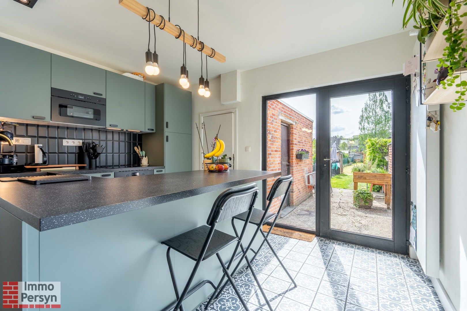 Gerenoveerde woning met 2 slaapkamers nabij het station. foto 6