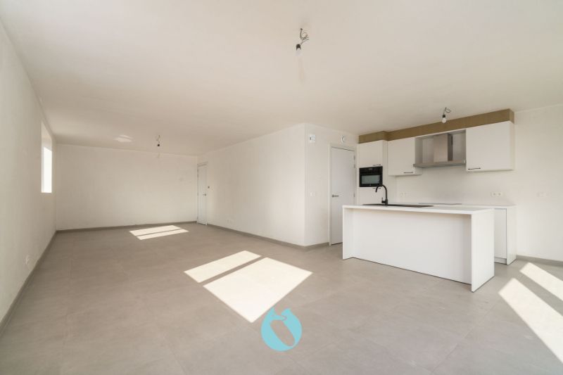 Ontdek deze moderne en ruime nieuwbouwwoning gelegen in het hart van Zelzate. foto 3