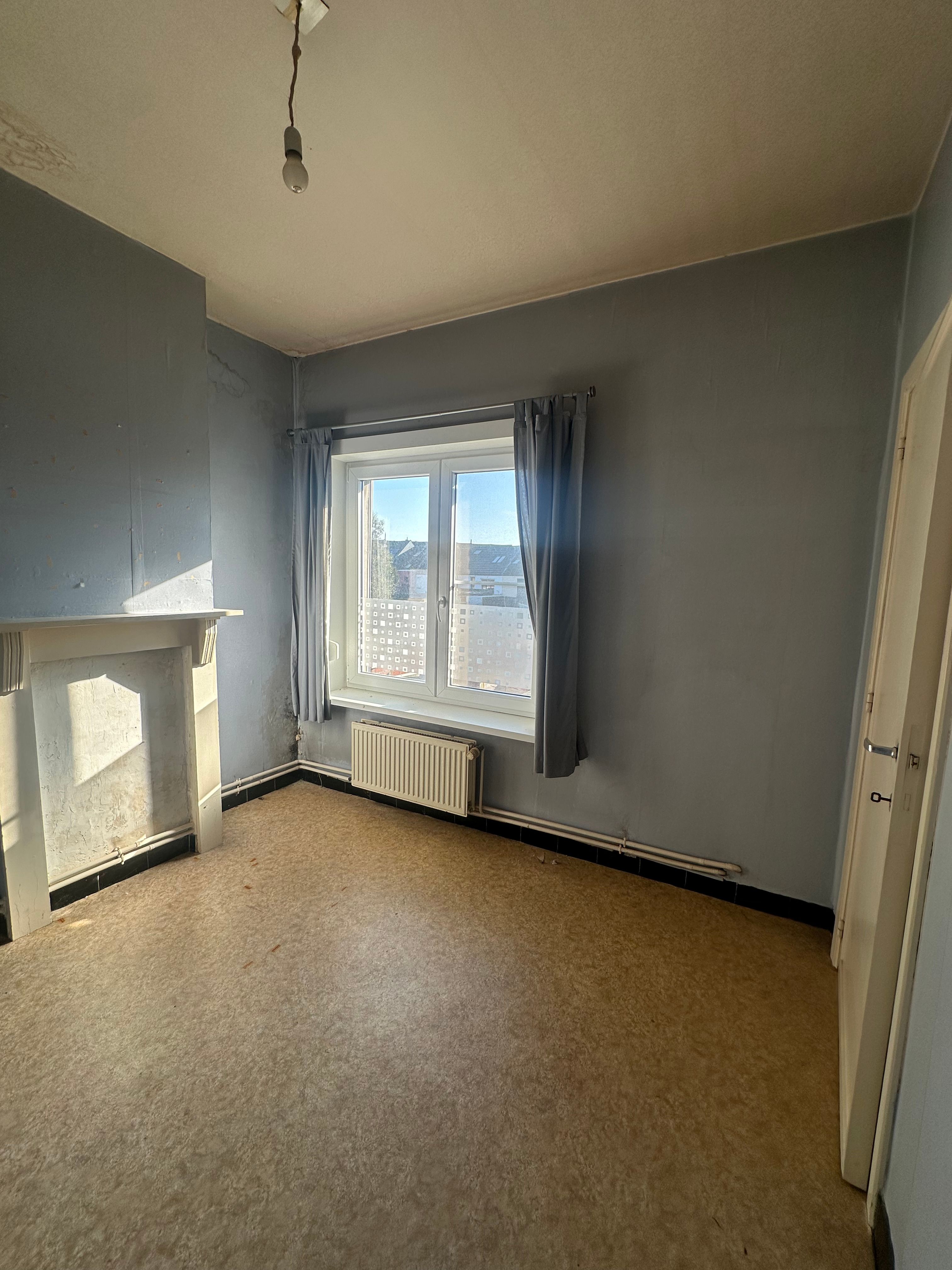 Ruime woning met verbouwingsmogelijkheden foto 7