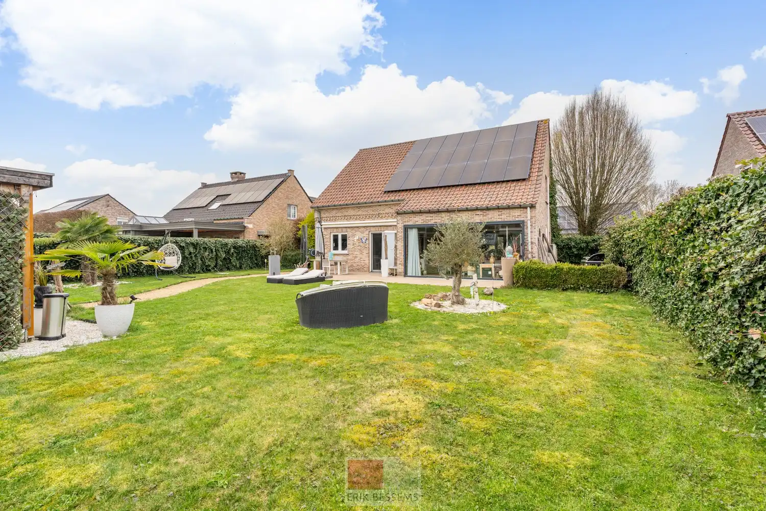 Vrijstaande woning met luxe buitenbeleving en topligging nabij Maastricht foto 35