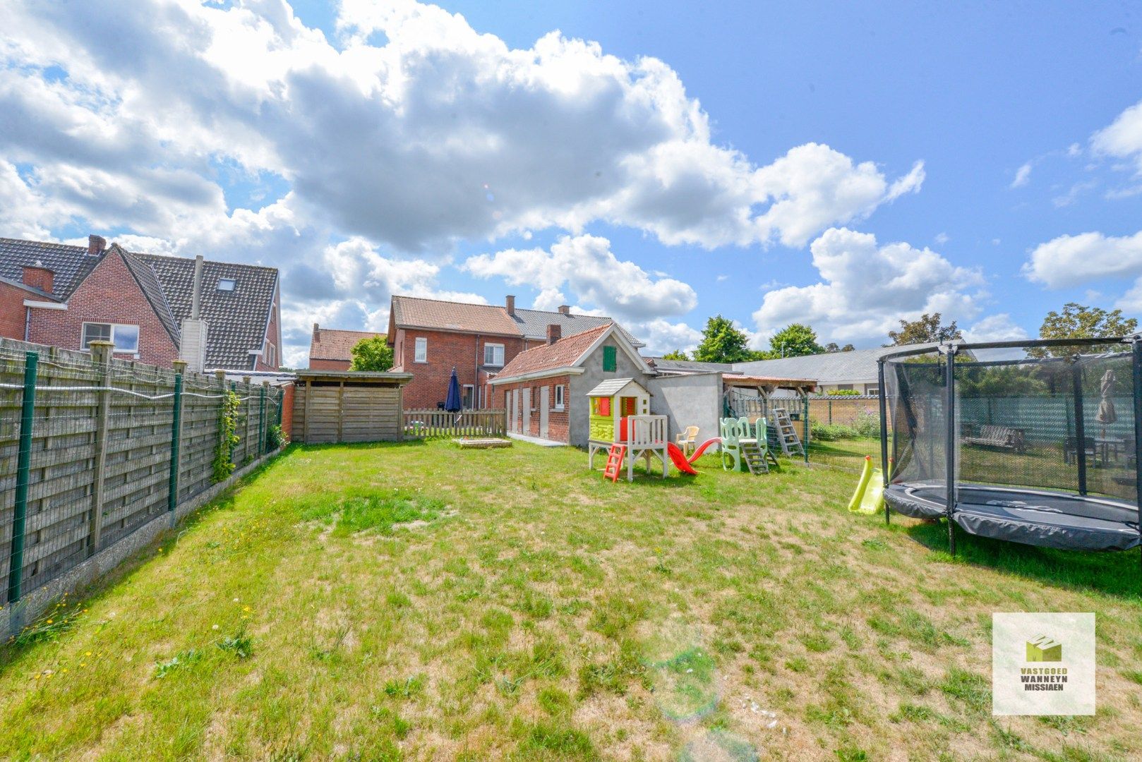 Degelijke HOB met 3slpk en grote tuin op zeer goede ligging foto 11