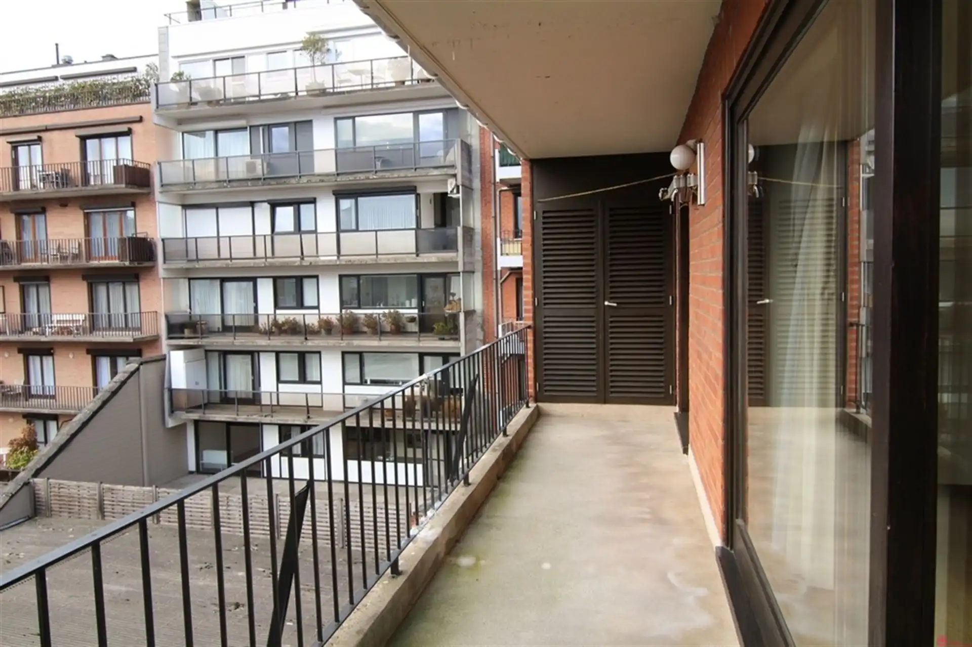 zonnig appartement met terras foto 7