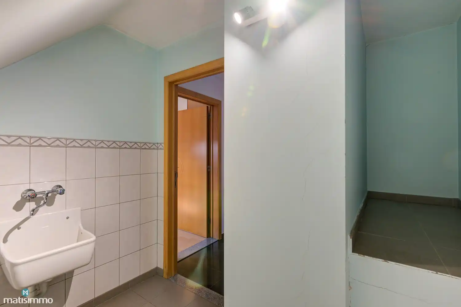 DUPLEXAPPARTEMENT MET 2 SLAAPKAMERS, 2 TERRASSEN EN GARAGEBOX AAN HET CENTRUM VAN BILZEN foto 21