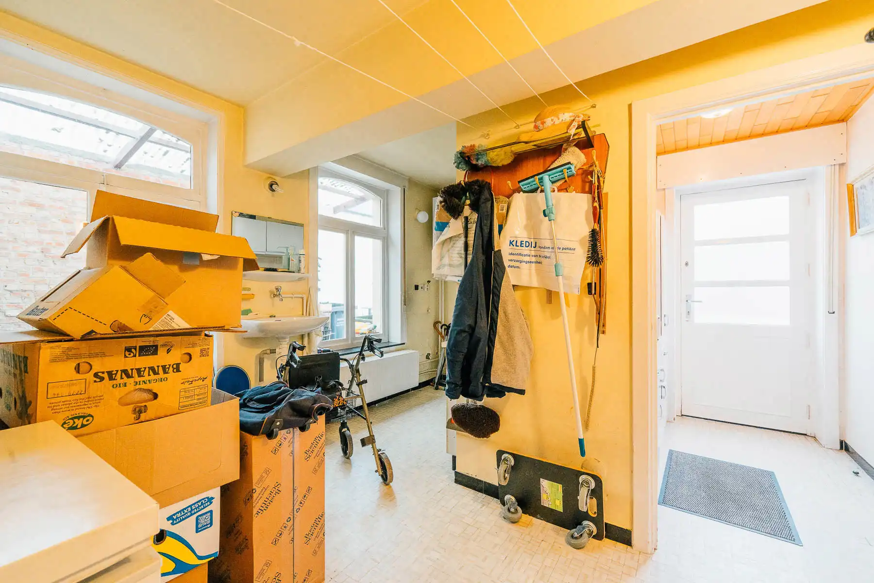 Prachtige authentieke en ruime villa met enorm potentieel foto 15
