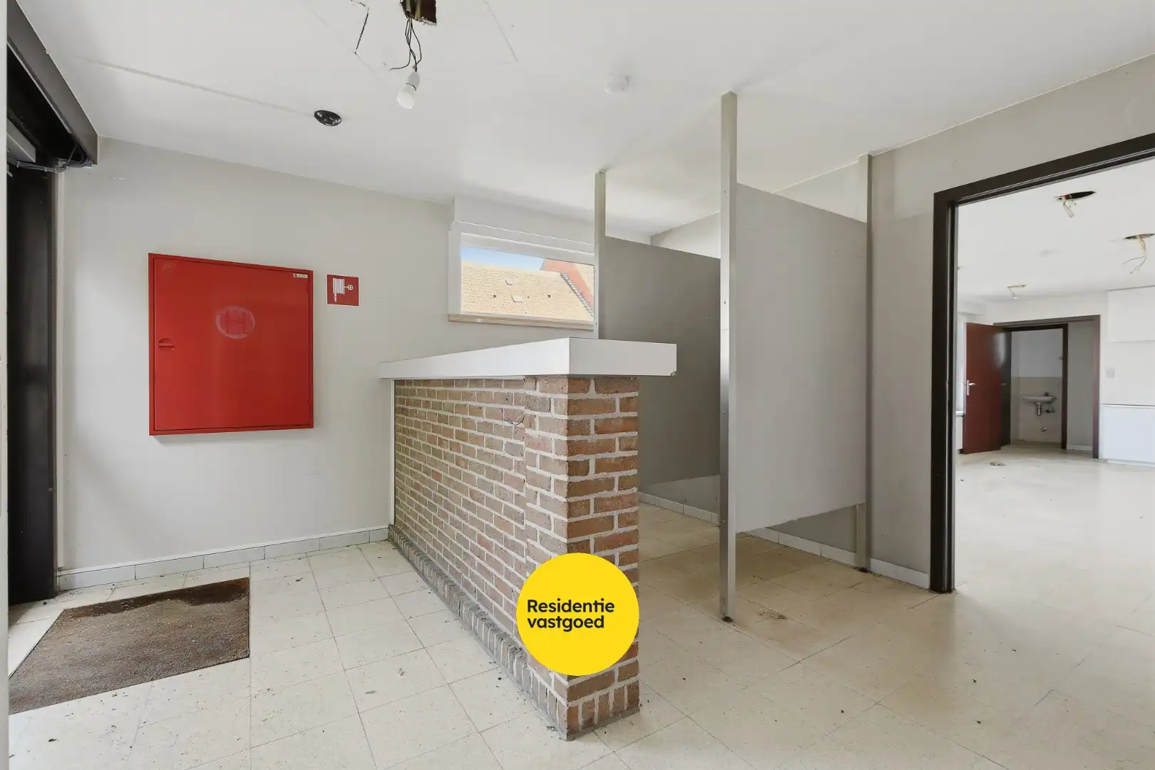 Voormalig dienstencentrum met ruime indeling en residentieel potentieel - Lissewege  foto 13