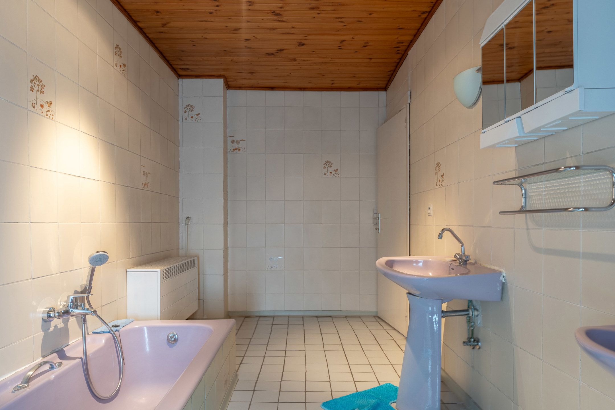 Te renoveren woning met toffe tuin en garage in het centrum foto 31