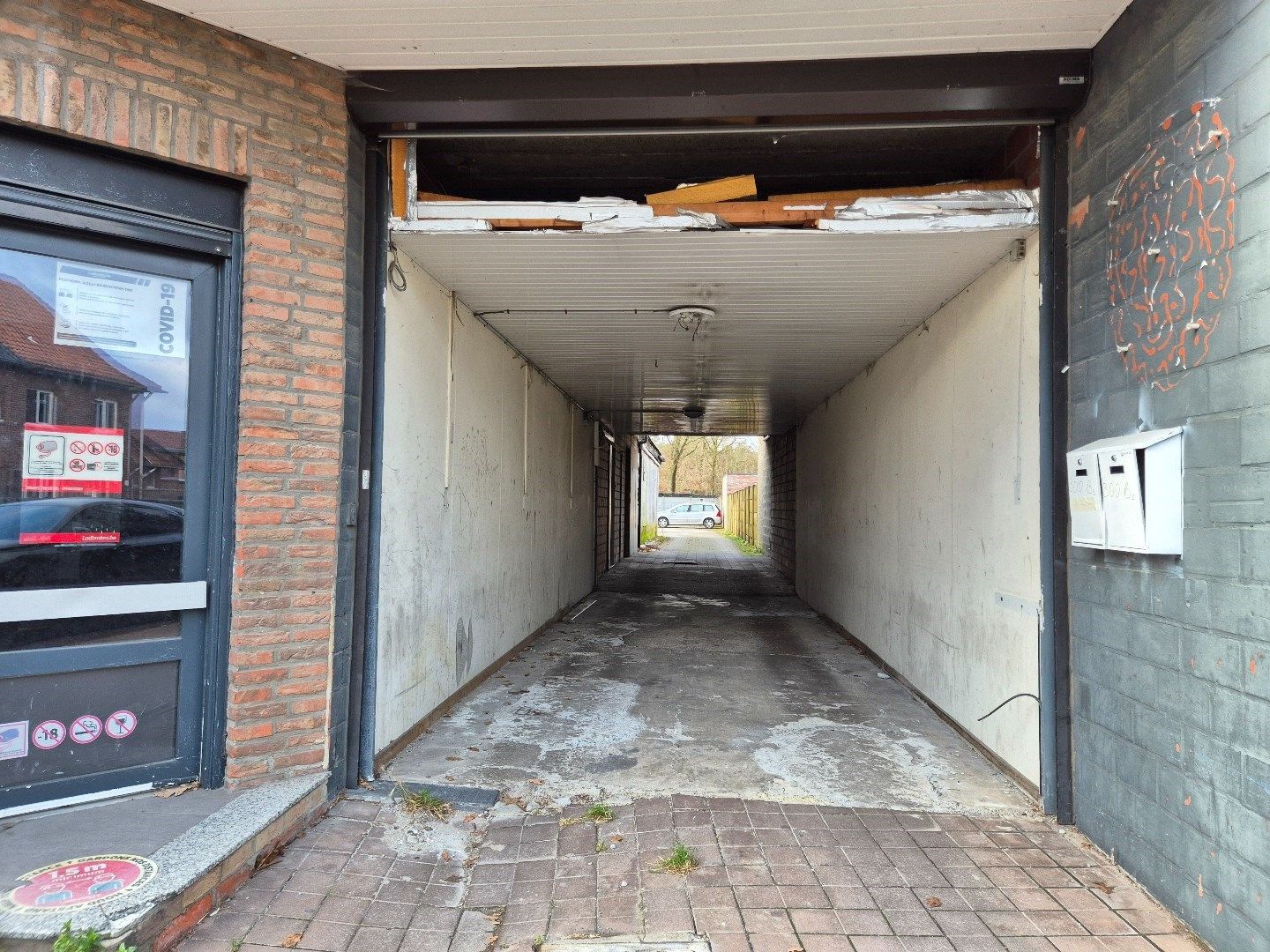 Handelszaak op toplocatie met paring in Maasmechelen  foto 16