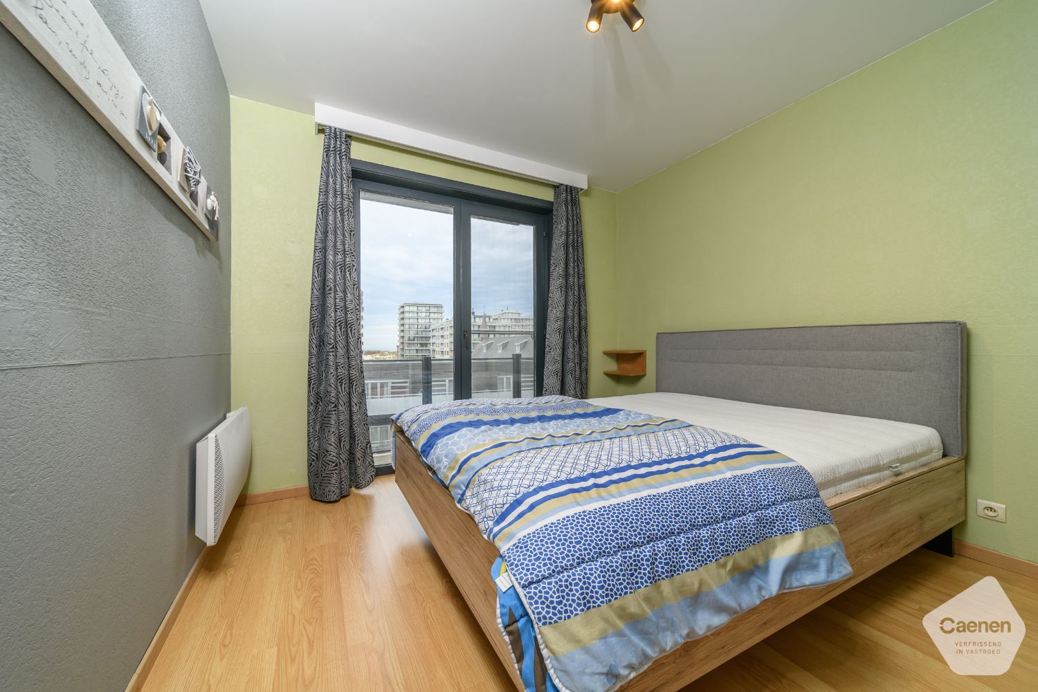 Prachtig gerenoveerd 1-slaapkamerappartement op de 3de verdieping – Topligging aan zee en centrum foto 13